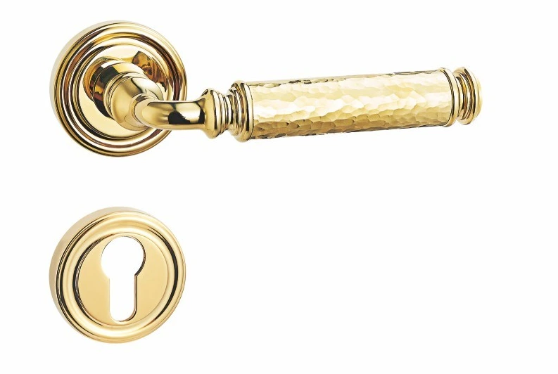 BR5-2511 Hammered lever Brass Door Lock